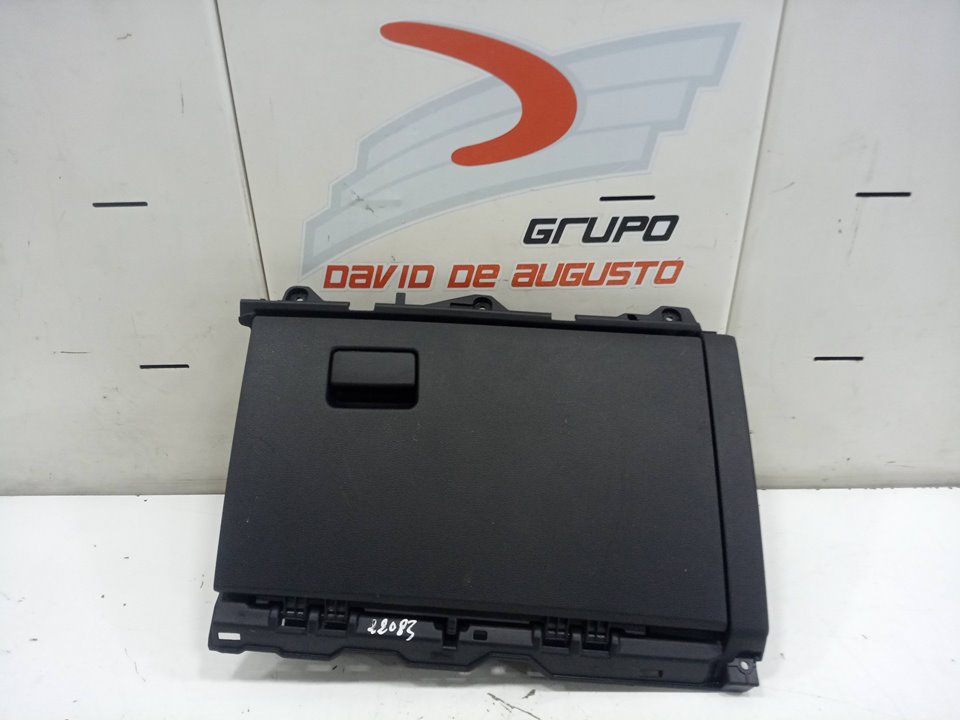 Guantera toyota corolla (210)    |   ..